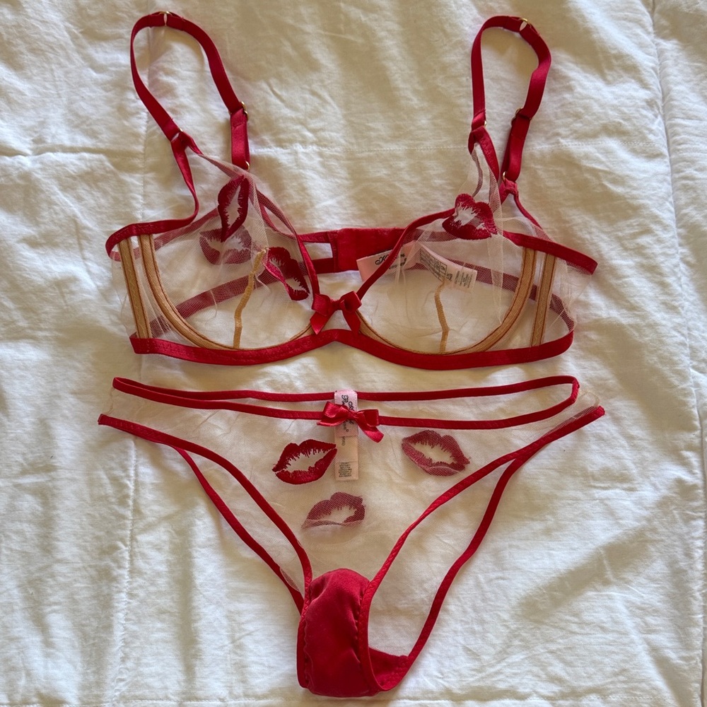 Rare Agent Provocateur Red Kiss Embroidered Sheer Bra Set 34B / AP 3(S/M)